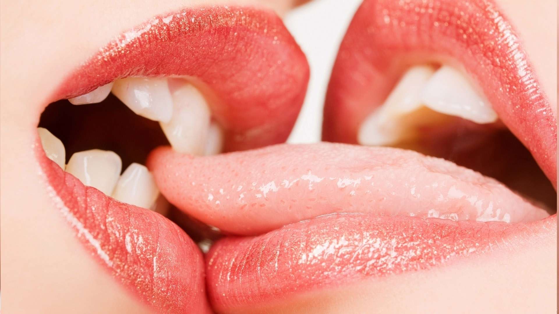 12 неожиданных фактов о поцелуях, которые интересно знать - фото 325413