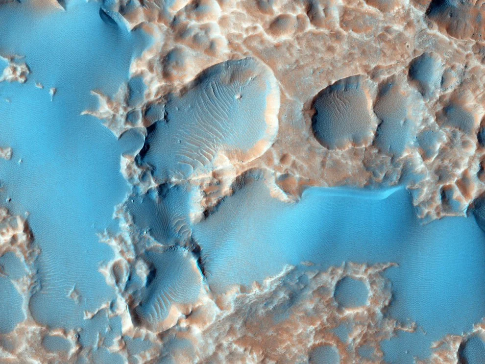 Просто космос: эти уникальные фото покажут, как на самом деле выглядит Марс - фото 327545