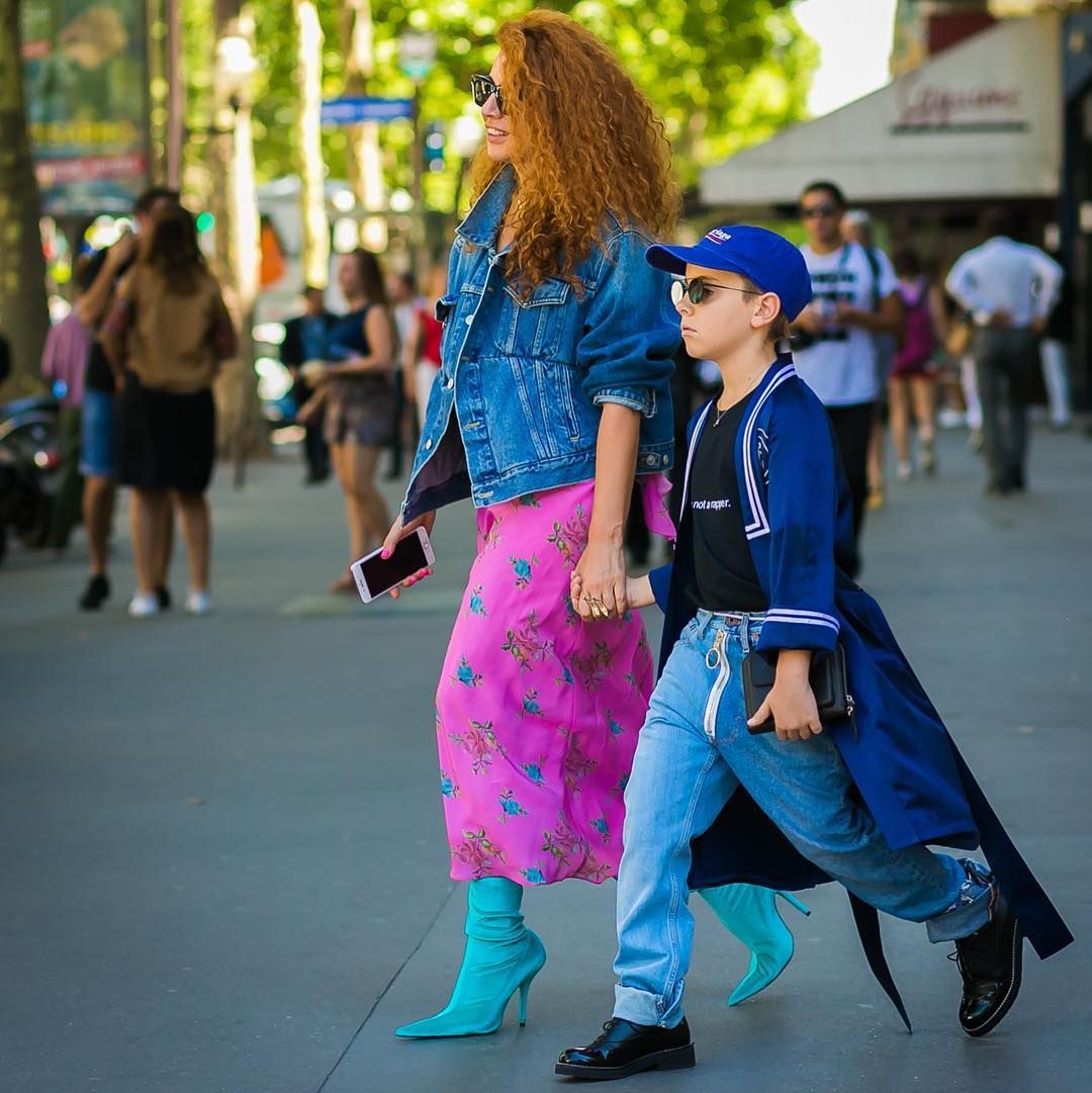 Тиждень моди в Парижі: сміливий та розкутий street style - 325445 Тиждень моди в Парижі: сміливий та розкутий street style - фото 325445