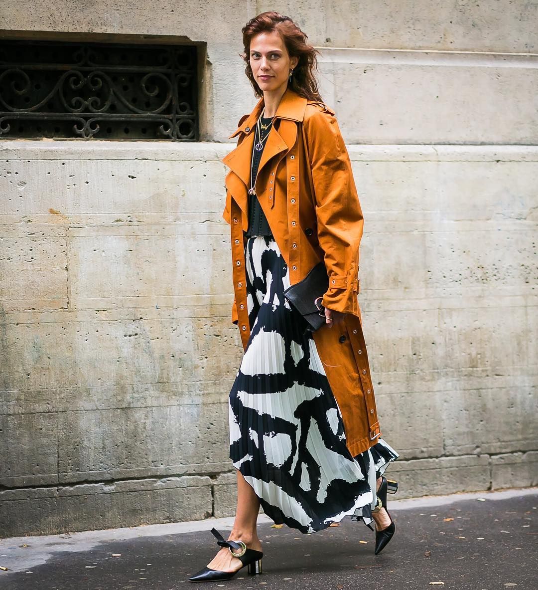Тиждень моди в Парижі: сміливий та розкутий street style - 325459 Тиждень моди в Парижі: сміливий та розкутий street style - фото 325459