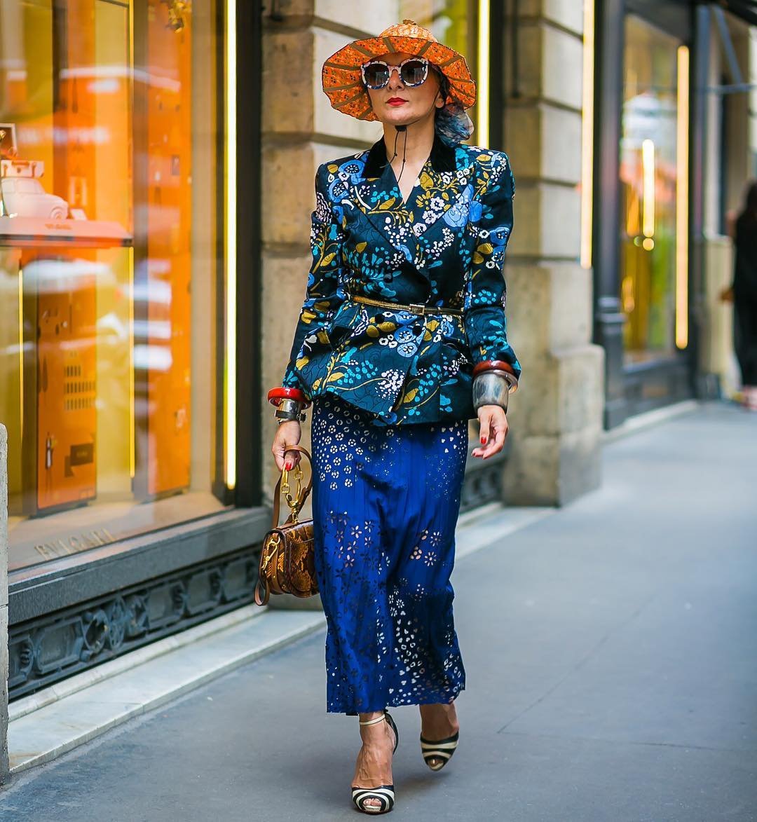 Неделя моды в Париже: смелый и раскованный street style - фото 325441