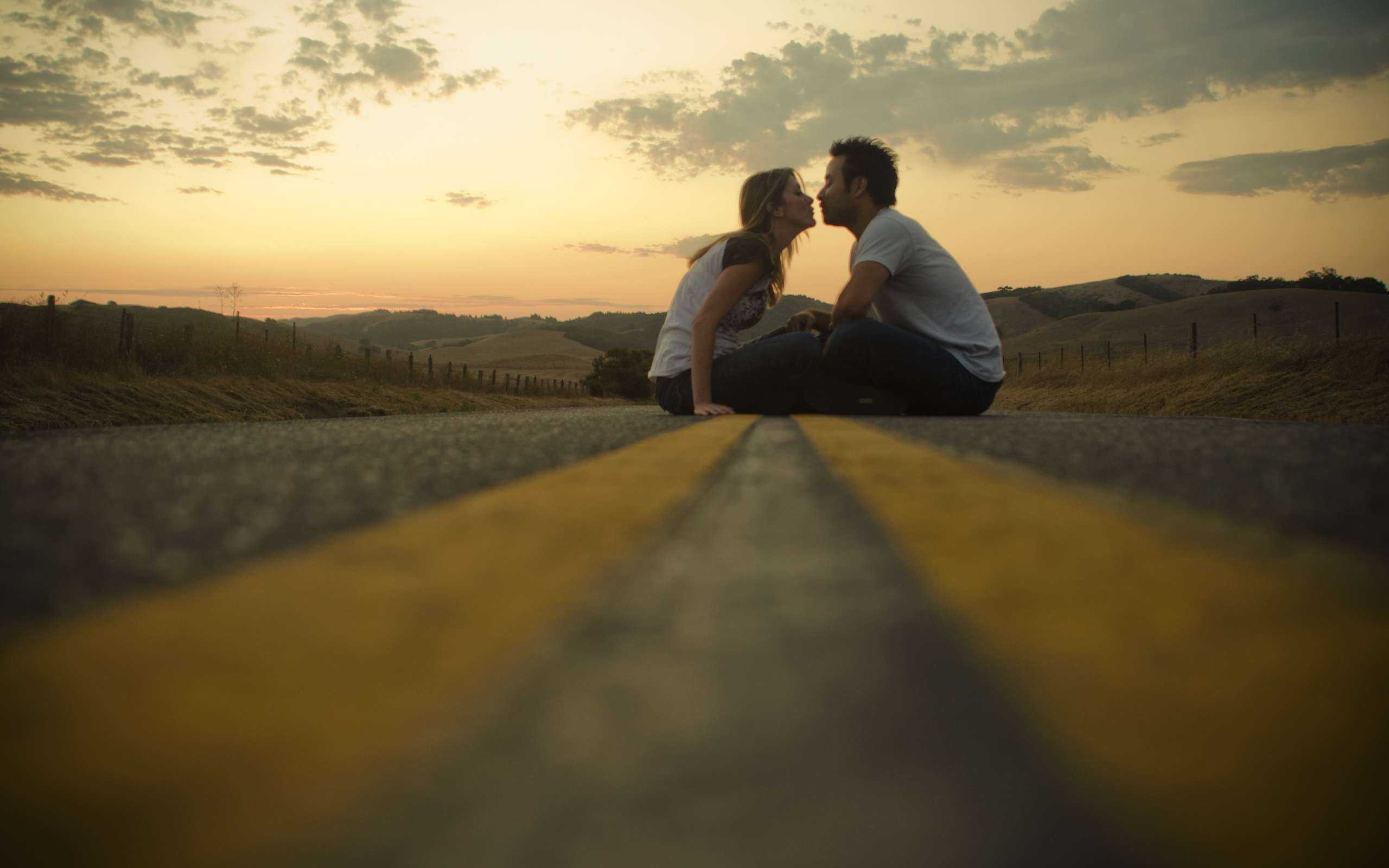 12 несподіваних фактів про поцілунки, які цікаво знати - фото 325411