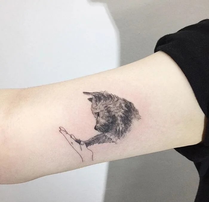 Магия татуировок: необычные рисунки на теле, которые поражают - фото 330746