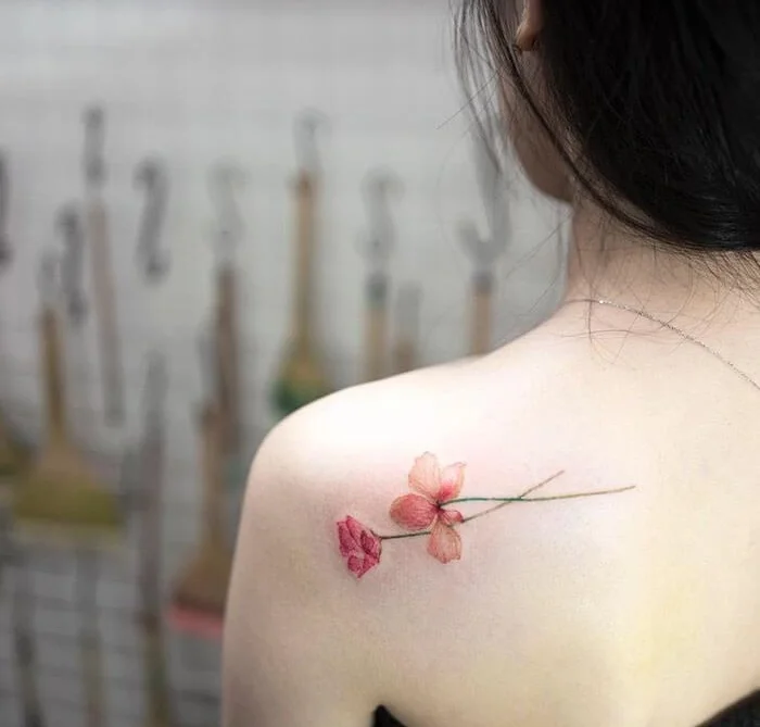 Магия татуировок: необычные рисунки на теле, которые поражают - фото 330764
