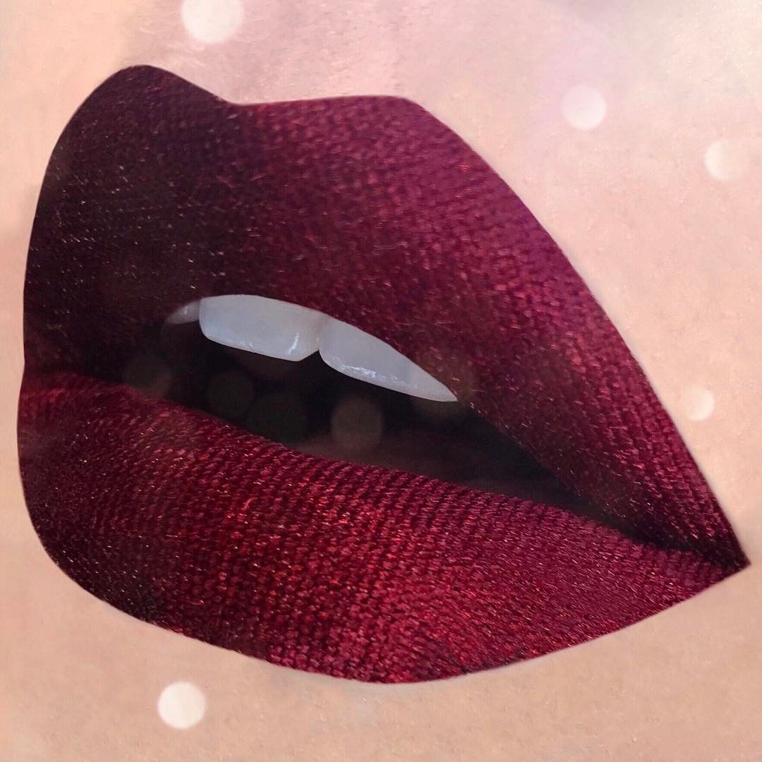 Шерстяные губы стали новым трендом, который хочется увидеть и забыть - 333785 Шерстяные губы стали новым трендом, который хочется увидеть и забыть - фото 333785