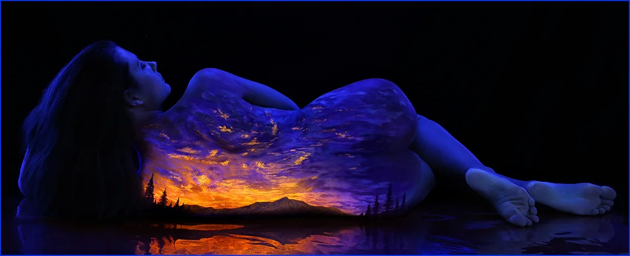 Неймовірний ультрафіолетовий боді-арт, який ти маєш побачити - фото 347287