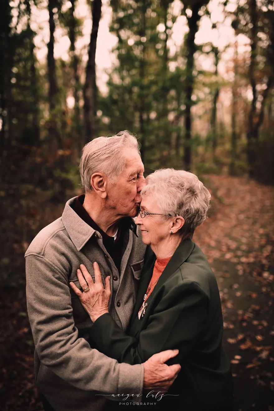 Пара прожила вместе 68 лет и их праздничная фотосессия тронет каждого - фото 347255