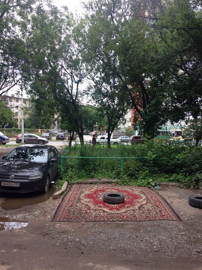 Советский юмор: неожиданные способы использования ковра - 348131 Советский юмор: неожиданные способы использования ковра - фото 348131