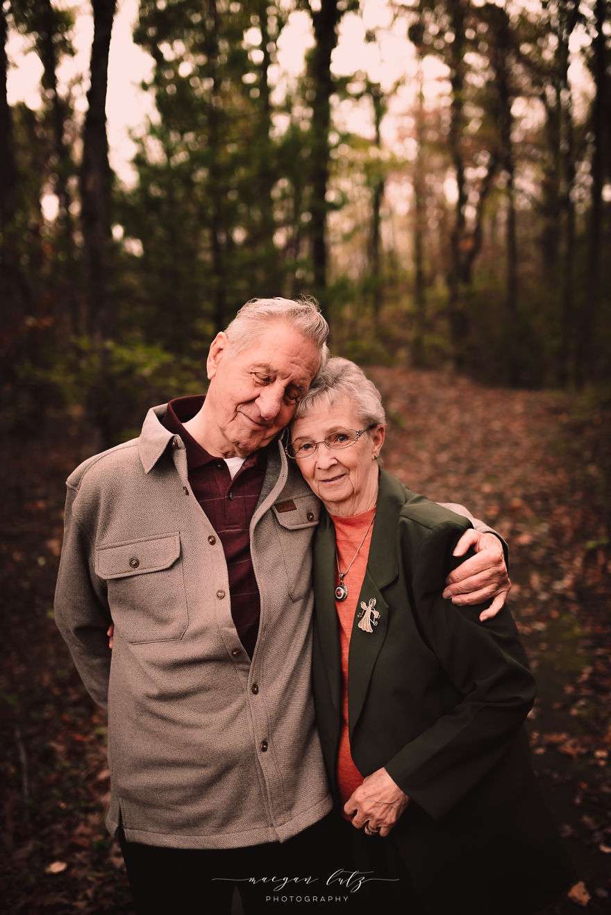 Пара прожила вместе 68 лет и их праздничная фотосессия тронет каждого - фото 347253