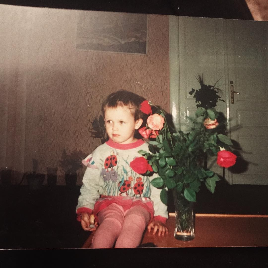 Марія Яремчук поділилася кумедними дитячими фотографіями з домашнього архіву - фото 344442