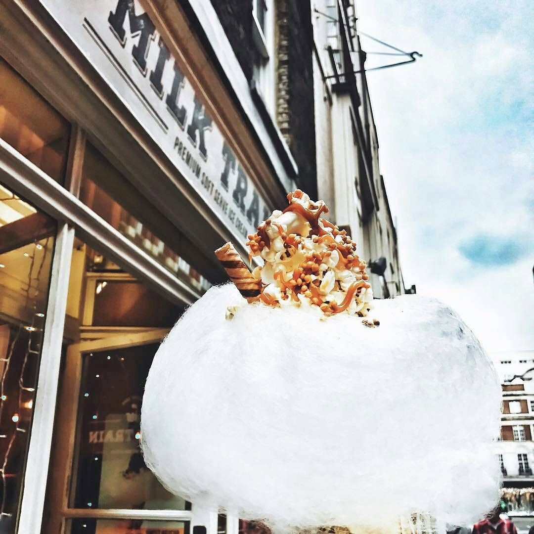 Tasty-тренд: мороженое в сахарной вате - фото 343571
