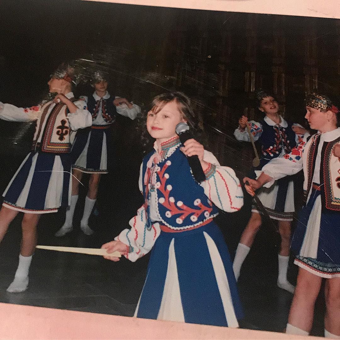Марія Яремчук поділилася кумедними дитячими фотографіями з домашнього архіву - фото 344440