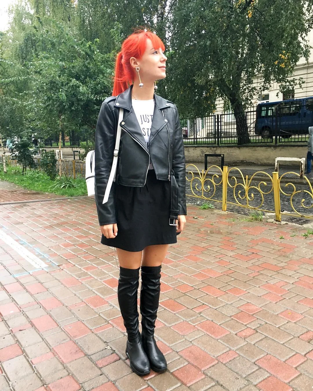 Украинские звезды показали, как стильно носить черный цвет этой осенью - фото 342614