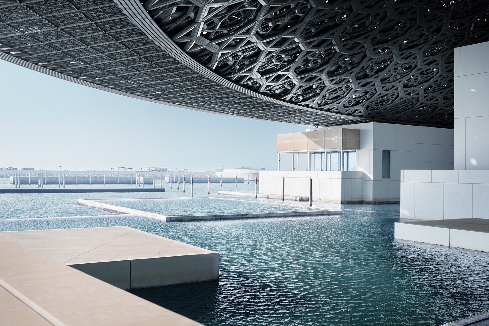 В Абу-Даби построили новый Лувр и он поражает своей красотой и размерами - фото 350980