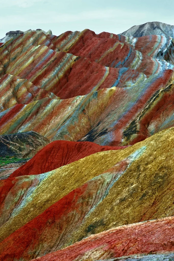 Цветные горы Китая - красота, которой вы еще не видели - фото 353802