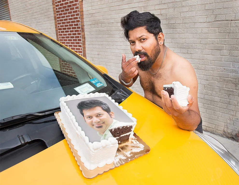 Таксисти Нью-Йорка оголили торси та знялись для щорічного календаря - фото 352451