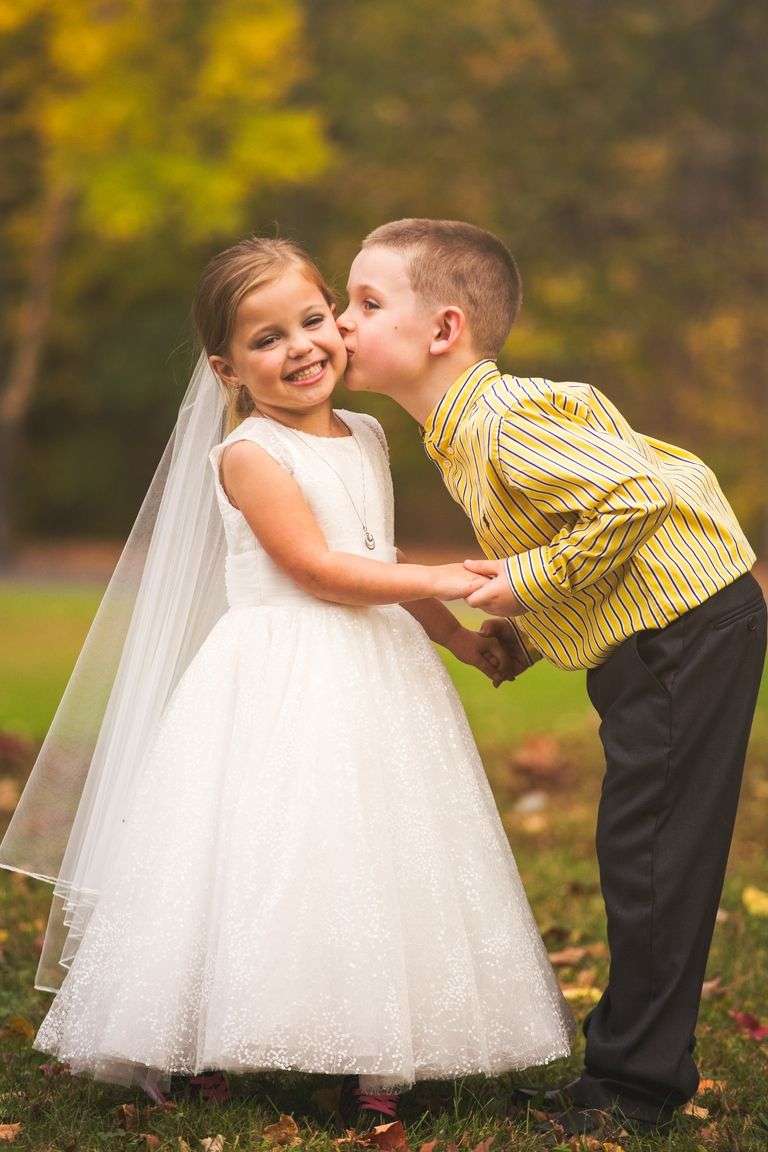 Мечты сбываются: эти дети устроили свадьбу в 5-летнем возрасте - фото 348854