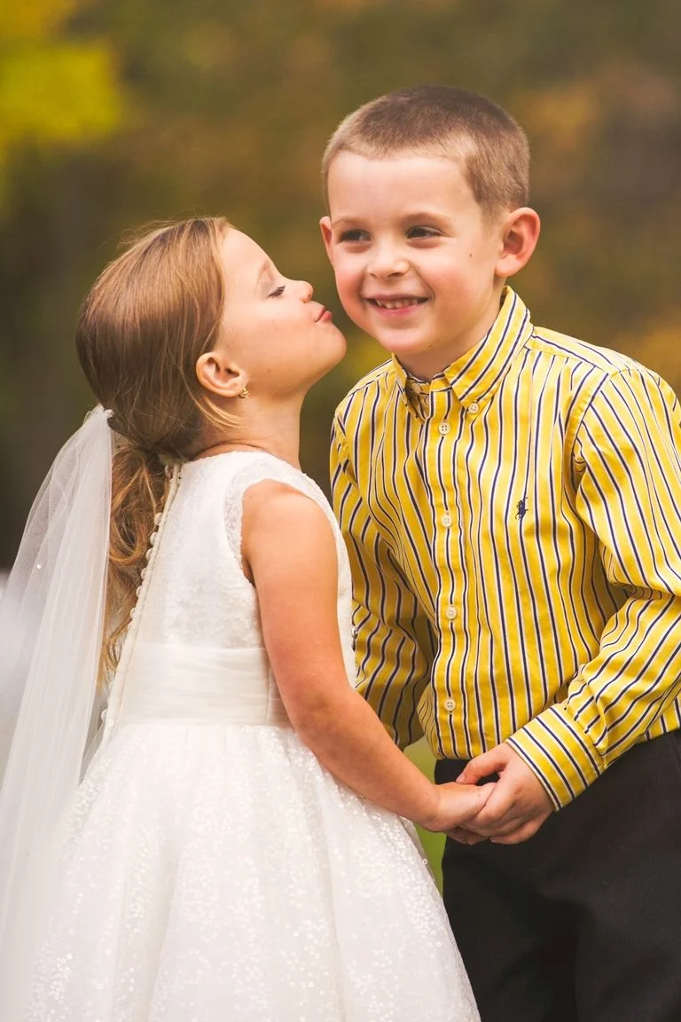 Мрії збуваються: ці дітлахи влаштували весілля у 5-річному віці - фото 348855