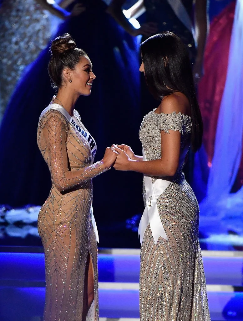 Мисс Вселенная-2017: как выглядит и чем занимается красавица-победительница из ЮАР - фото 353515