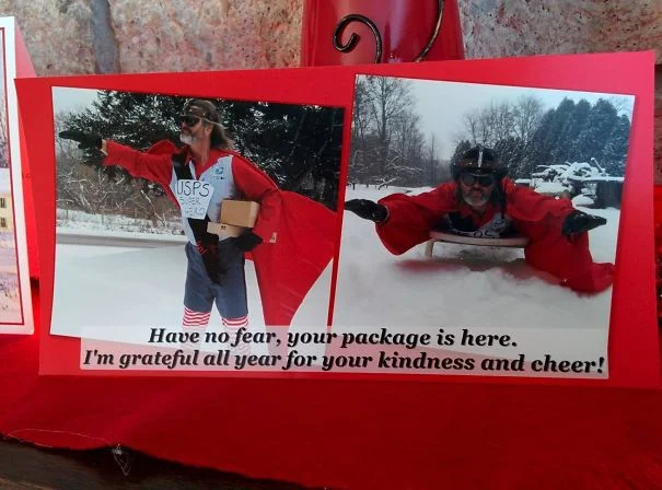 Ці дурнуваті різдвяні листівки змусять тебе сміятися від душі - фото 358131