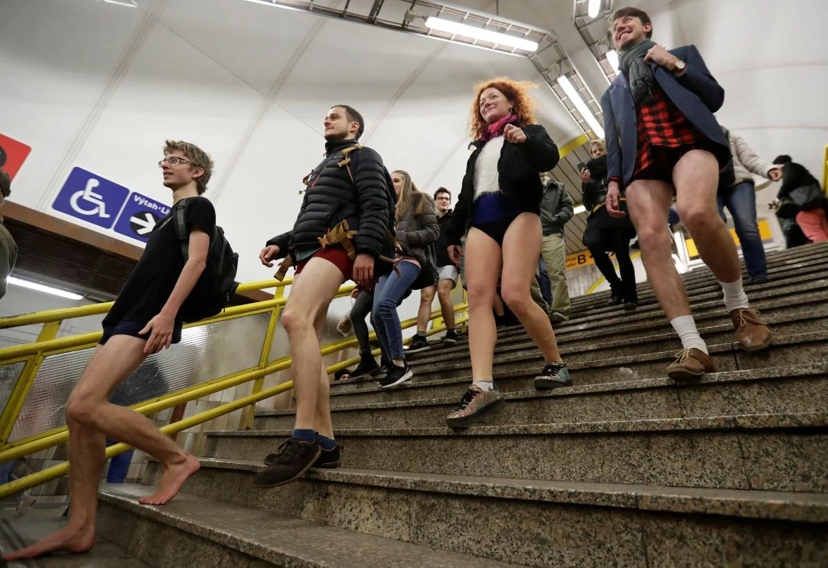 Голышом в метро: как в этом году выглядел самый откровенный флешмоб мира - фото 361627