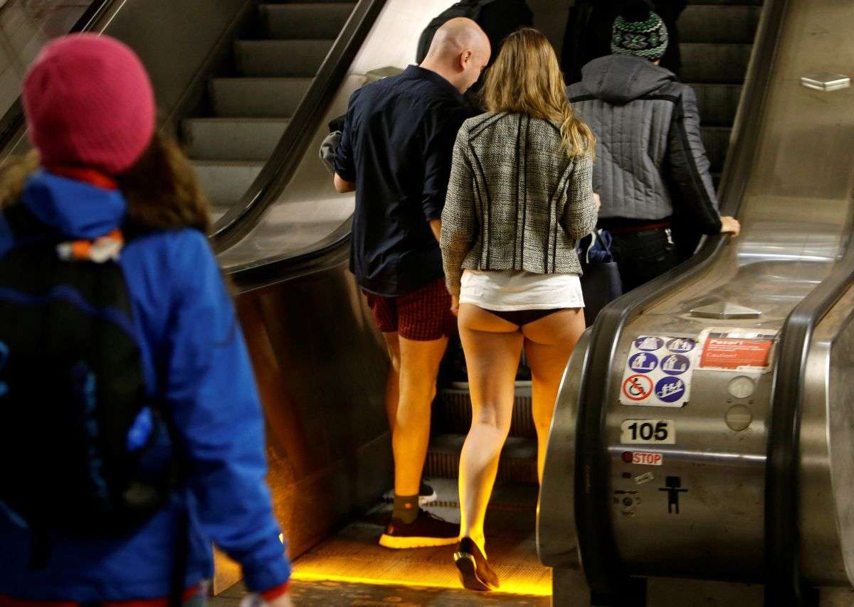 Голышом в метро: как в этом году выглядел самый откровенный флешмоб мира - фото 361625
