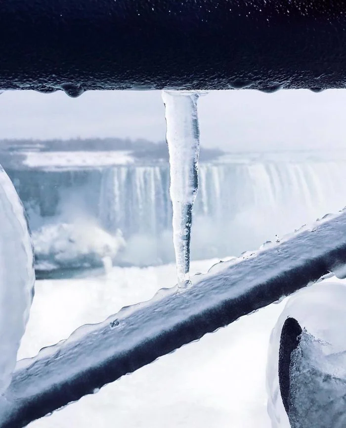 Ніагарський водоспад замерз, і це видовище приголомшує - фото 361208