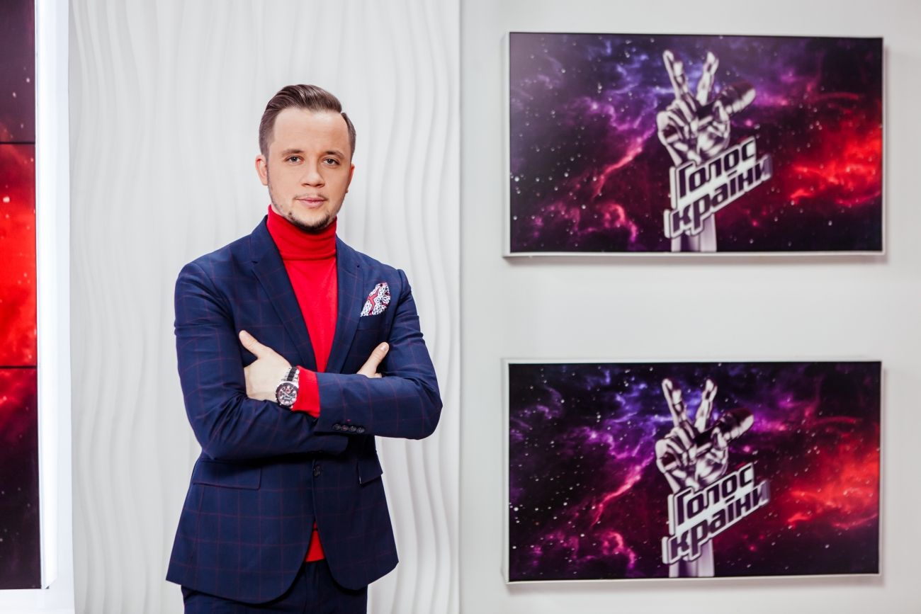 Артем Гагарин стал ведущим backstage проекта 'Голос страны 8' - фото 364877