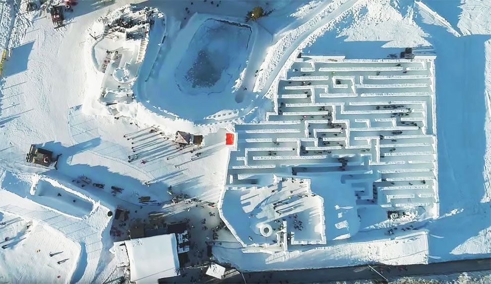 В Польше построили самый большой в мире снежный лабиринт - фото 364265