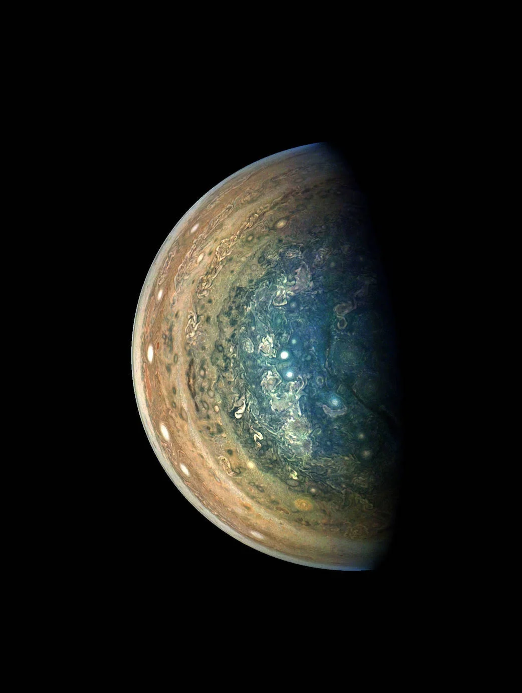 Завитки на полюсі Юпітера - фото 365534