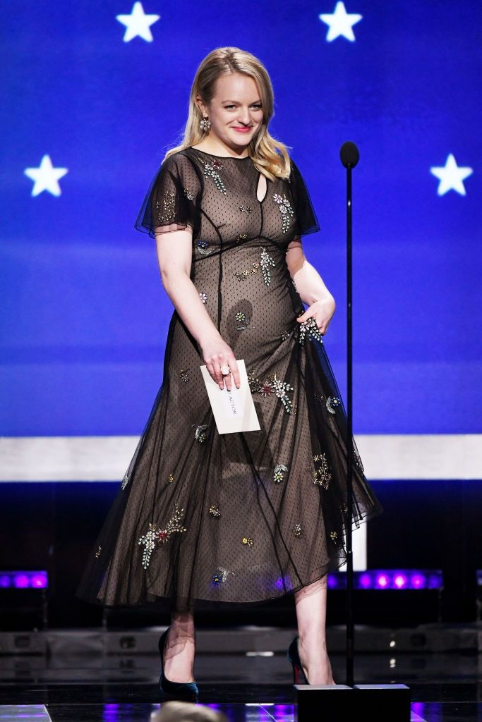 Critics' Choice Awards 2018: самые провальные платья красной дорожки - 362398 Critics' Choice Awards 2018: самые провальные платья красной дорожки - фото 362398