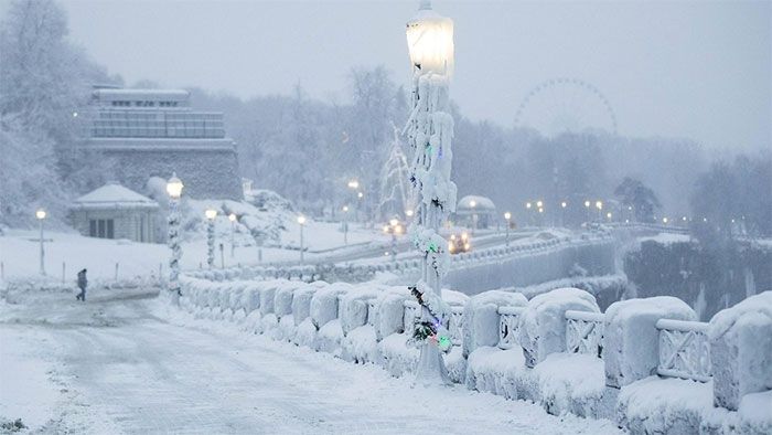 Ниагарский водопад замерз, и это зрелище поражает - фото 361196