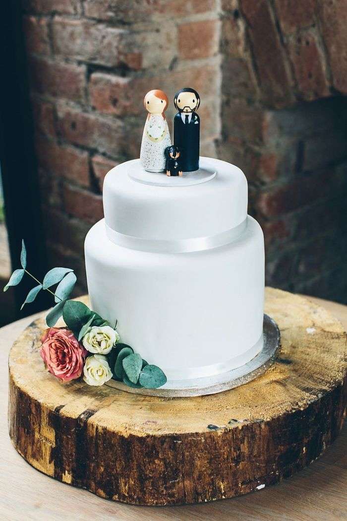 Пушистые и сладкие: свадебные торты, на которых собаки полноправные члены праздника - фото 367672