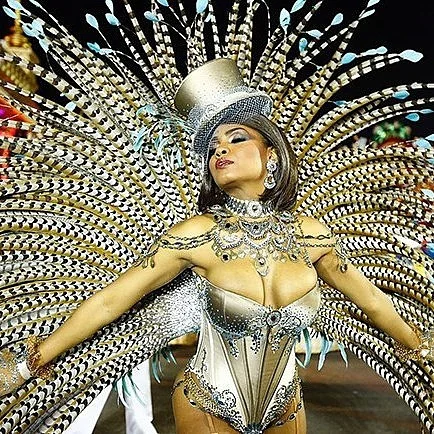 Чистый секс: самые горячие девушки карнавала в Рио-де-Жанейро 2018 - фото 369504