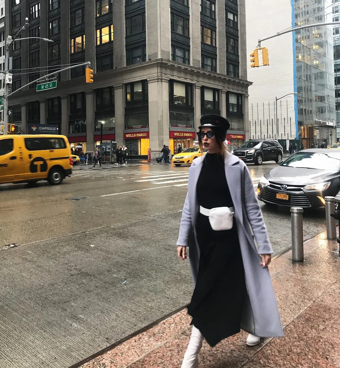 Надя Дорофеева поразила уличным стилем во время Недели моды в Нью-Йорке - фото 368431