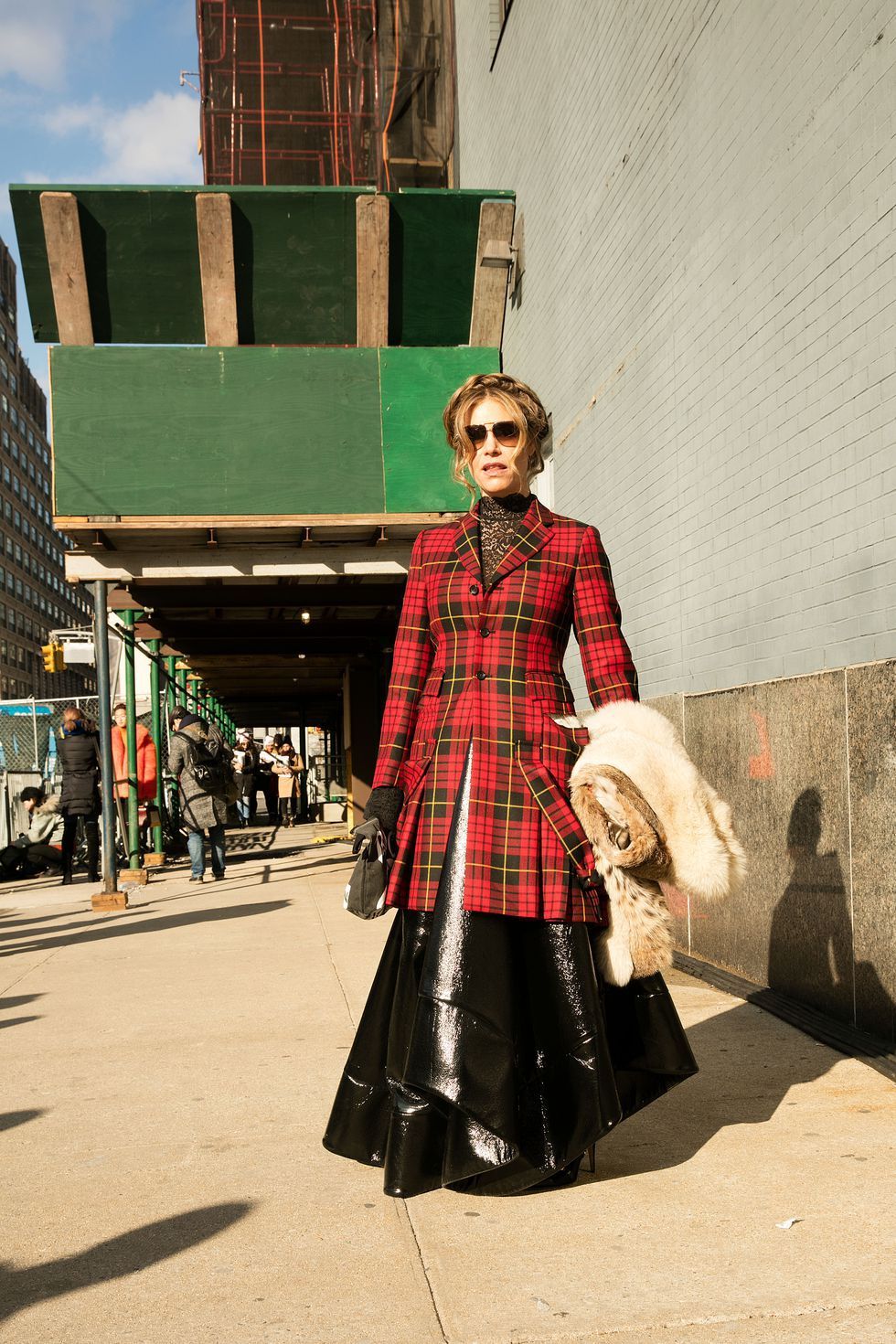 Модный street style с Недели моды в Нью-Йорке, который вам захочется повторить - 368381 Модный street style с Недели моды в Нью-Йорке, который вам захочется повторить - фото 368381