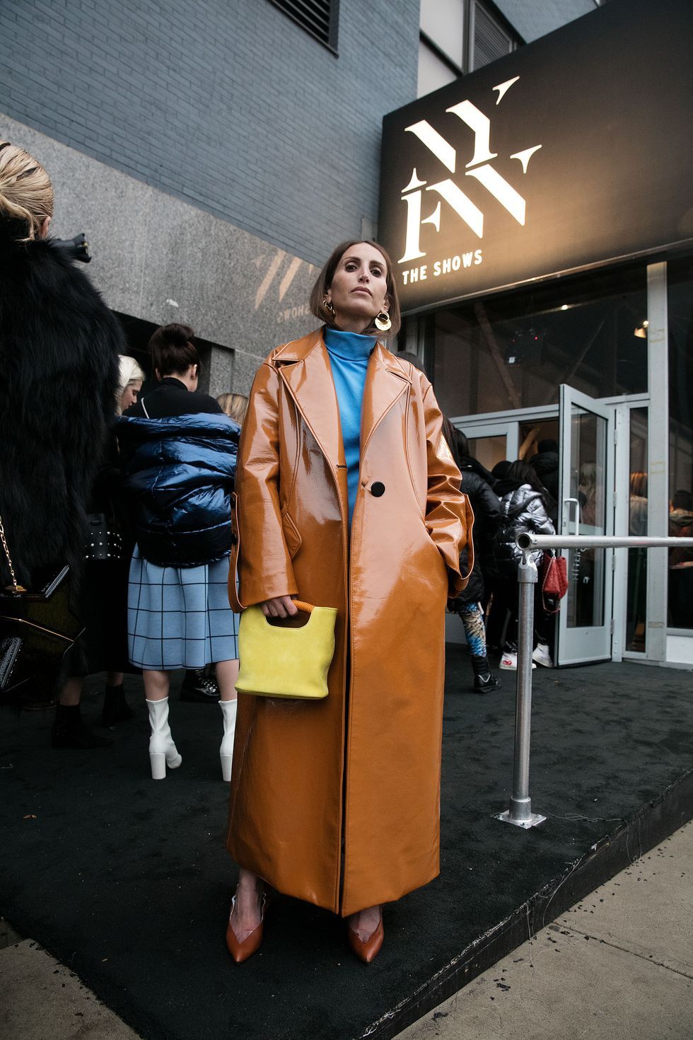 Модный street style с Недели моды в Нью-Йорке, который вам захочется повторить - 368374 Модный street style с Недели моды в Нью-Йорке, который вам захочется повторить - фото 368374