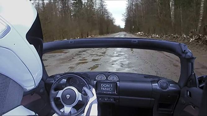 Tesla полетіла у космос: прикольні меми, якими сьогодні переповнена мережа - фото 367463