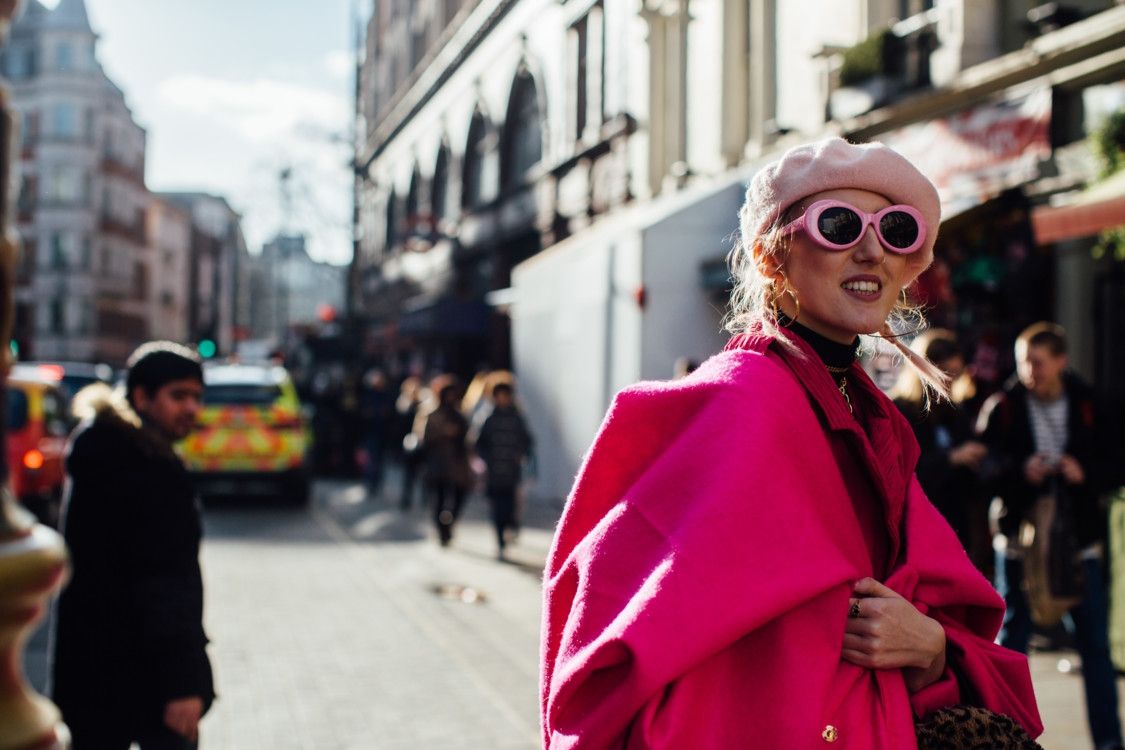 Неделя моды в Лондоне: яркие и колоритные street style образы гостей - 370293 Неделя моды в Лондоне: яркие и колоритные street style образы гостей - фото 370293