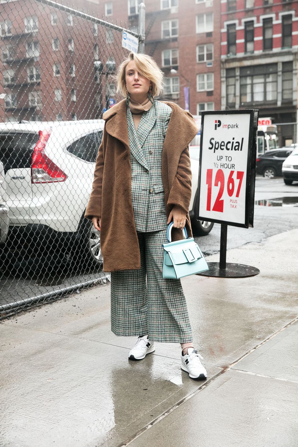 Модный street style с Недели моды в Нью-Йорке, который вам захочется повторить - 368385 Модный street style с Недели моды в Нью-Йорке, который вам захочется повторить - фото 368385