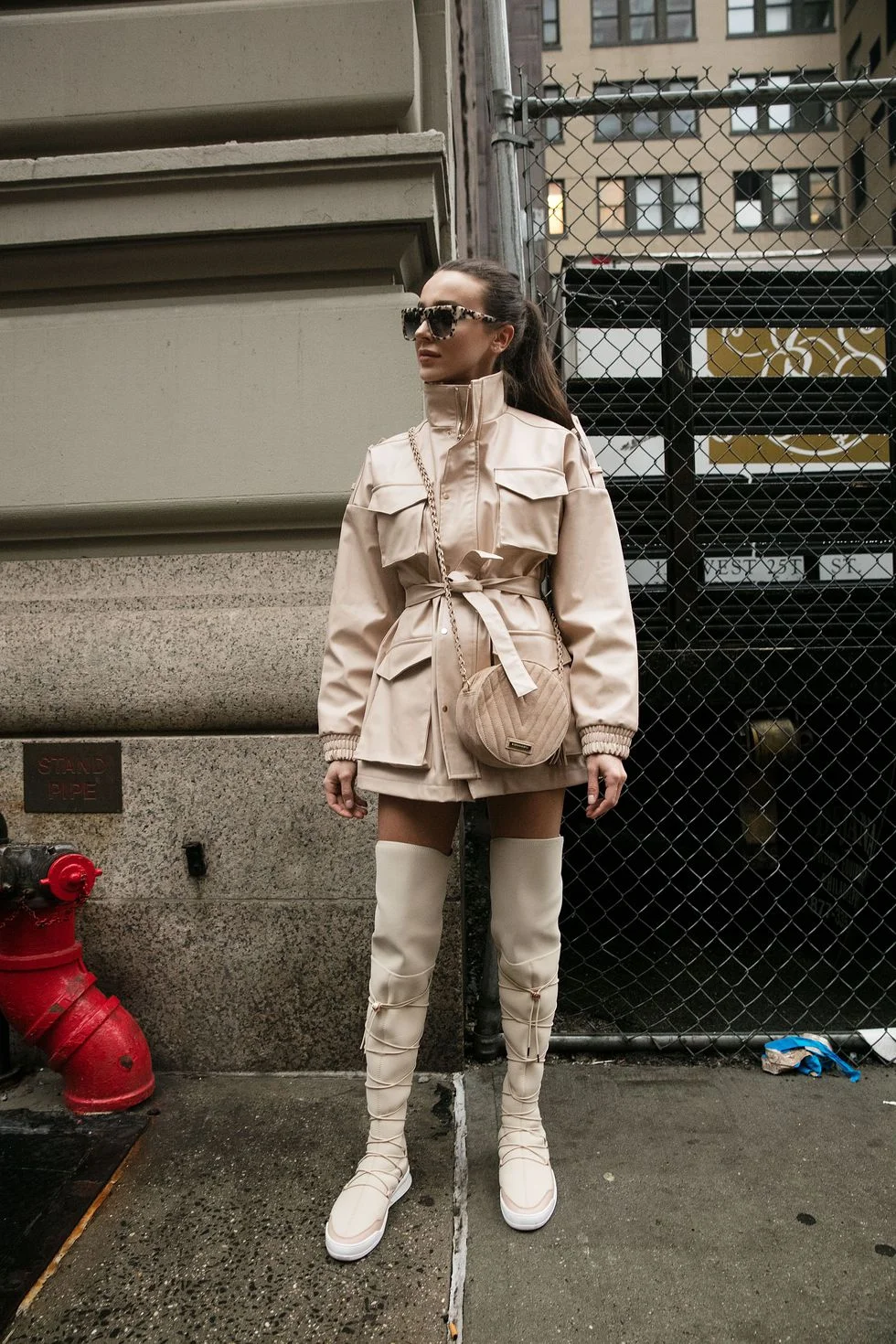 Модный street style с Недели моды в Нью-Йорке, который вам захочется повторить - фото 368386