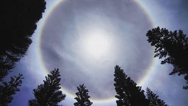 Природное чудо: в Бразилии наблюдали невероятно красивое явление в небе - фото 372167
