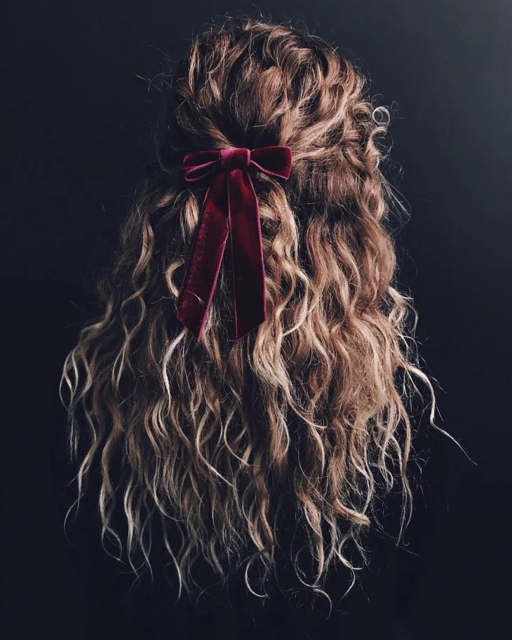 День Валентина 2018: ідеї для зачіски на 14 лютого - фото 367614