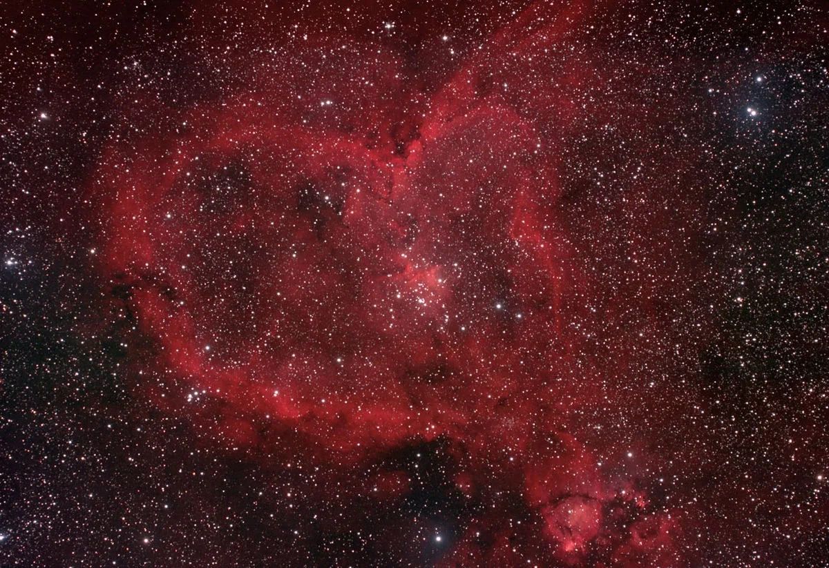 NASA показало снимки, доказывающие, что в космосе тоже существует любовь - фото 369367