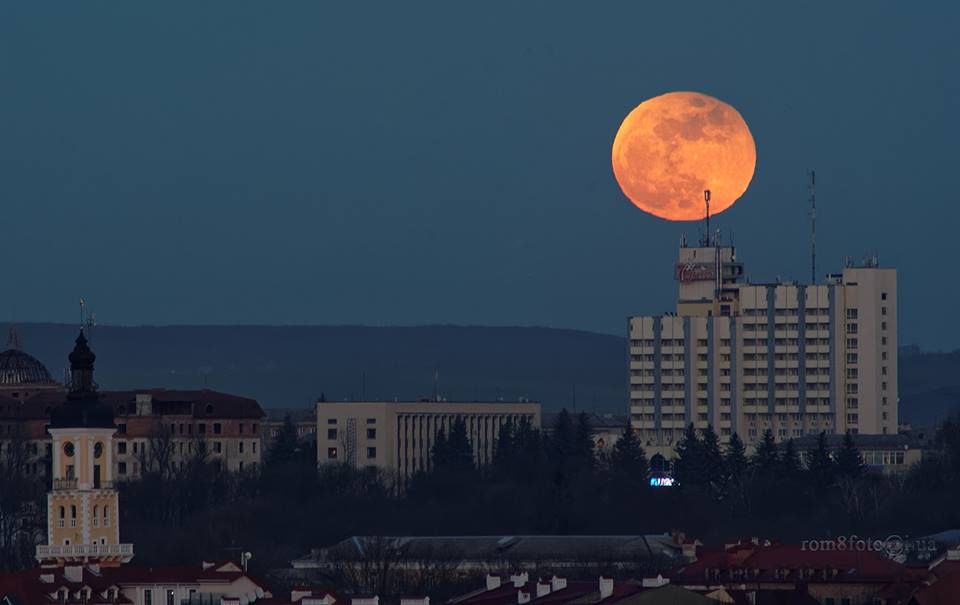 Місячне затемнення 2018 - 366087 Місячне затемнення 2018 - фото 366087