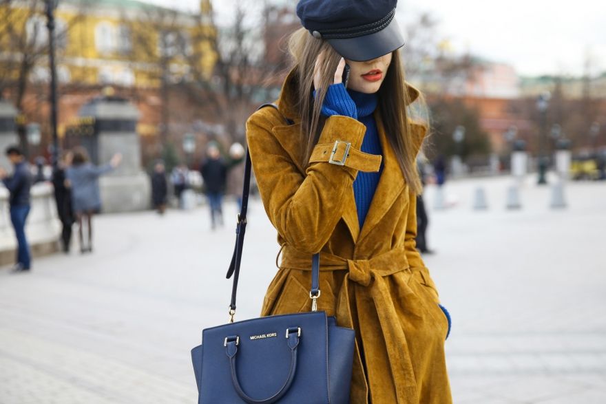Весна в желто-голубых цветах: яркий street style - фото 374873