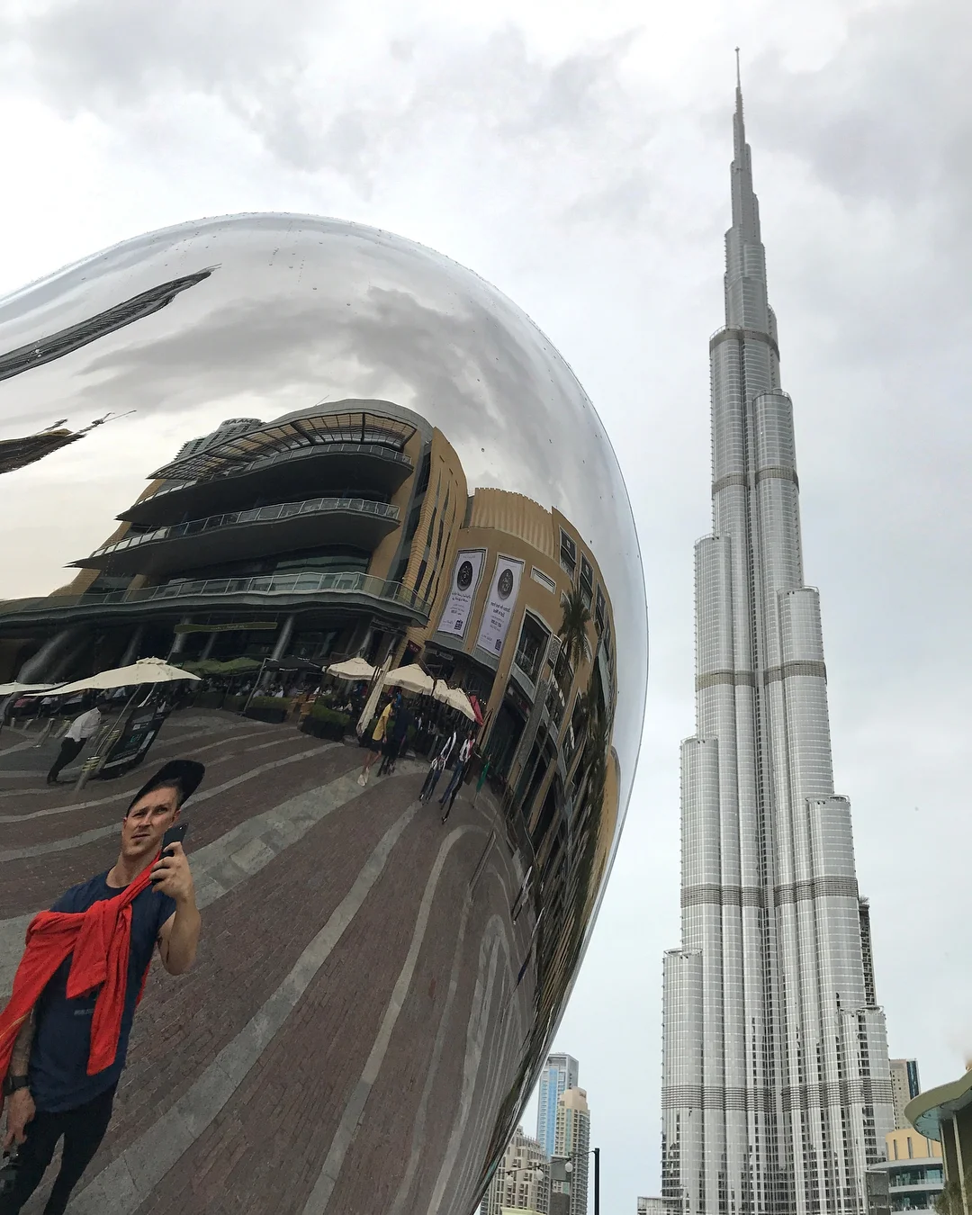 Олександр Педан показав, як проводить час в Дубаї - фото 372814