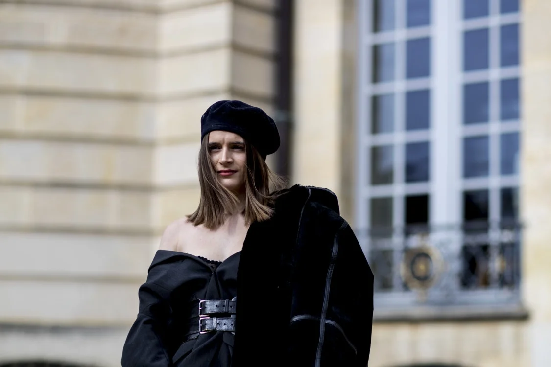 Французький шарм: стильні вуличні луки на Тижні моди в Парижі - фото 372849