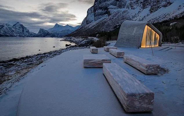 В Норвегии создали самый красивый в мире общественный туалет, и вот, как он выглядит - фото 380096