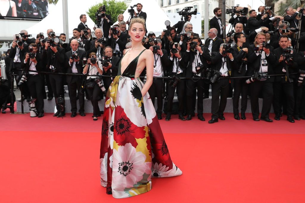 Канны 2018: Шейк без трусиков и Херд без бюстгальтера - чем удивляли звезды в третий день - фото 383797